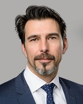 JAN VANNERUM Chief Financial Officer / Chief Administrative Officer